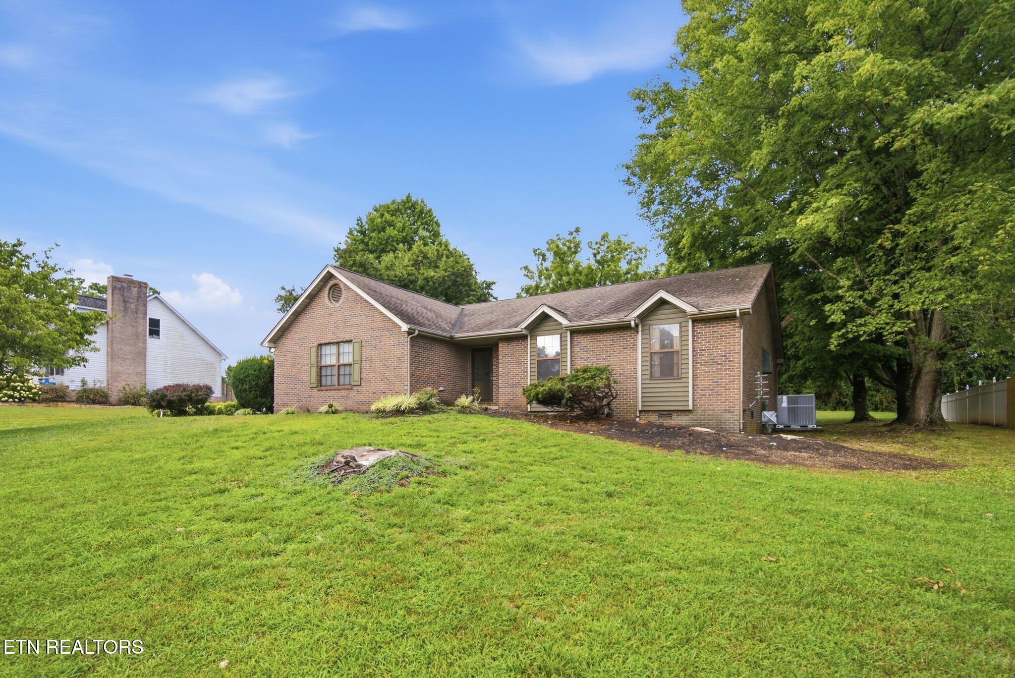 935 Sugarwood Drive Maryville TN 37803