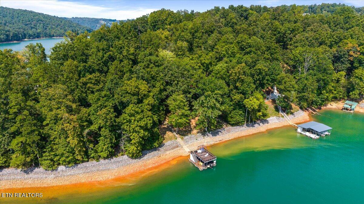 241 Deer Run Point Lafollette TN 37766