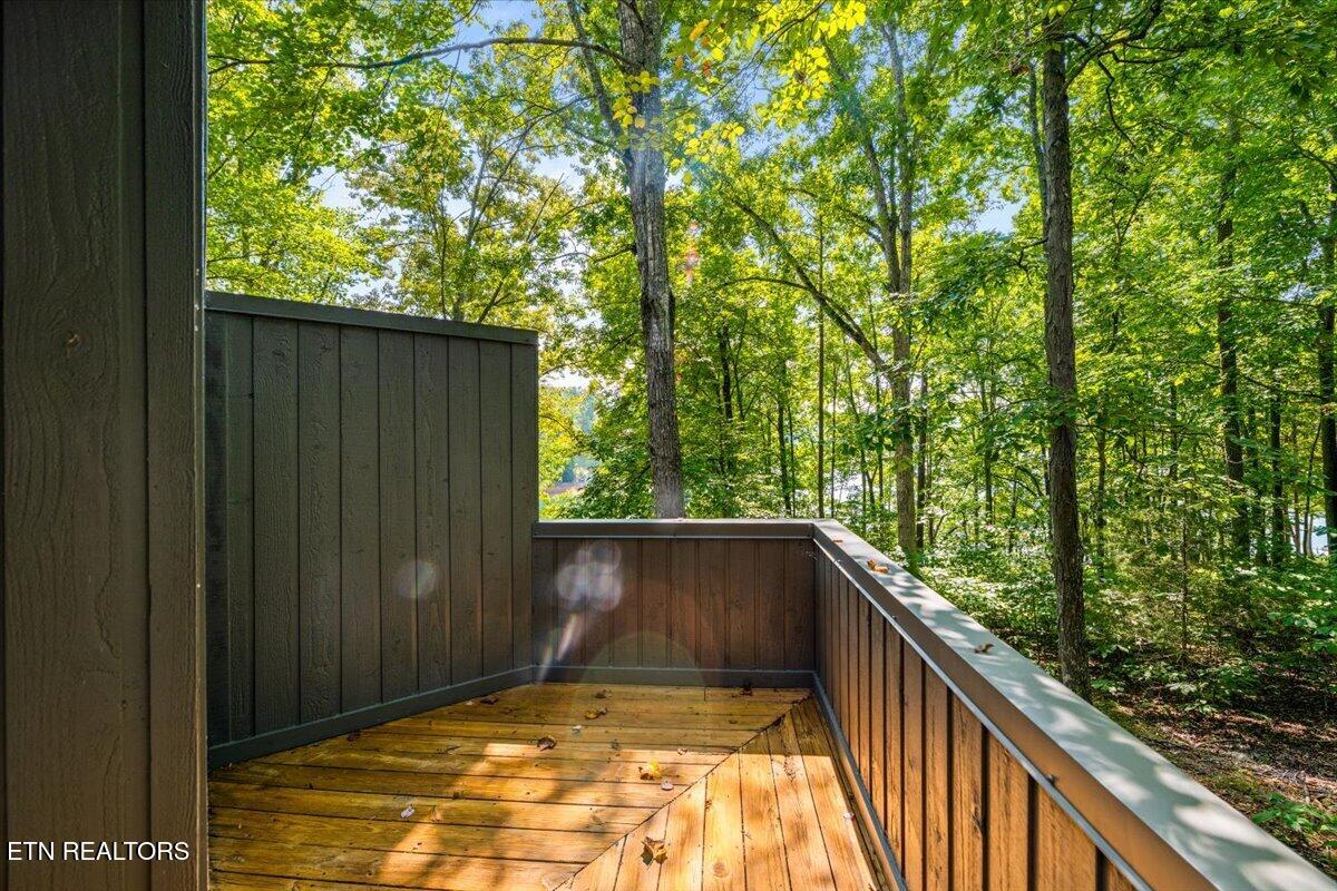 241 Deer Run Point Lafollette TN 37766