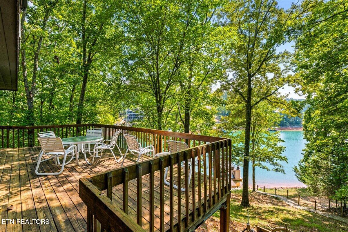241 Deer Run Point Lafollette TN 37766