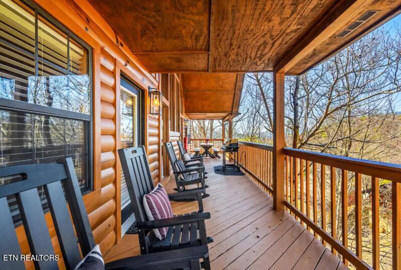 1615 Pinewood Way Sevierville TN 37862