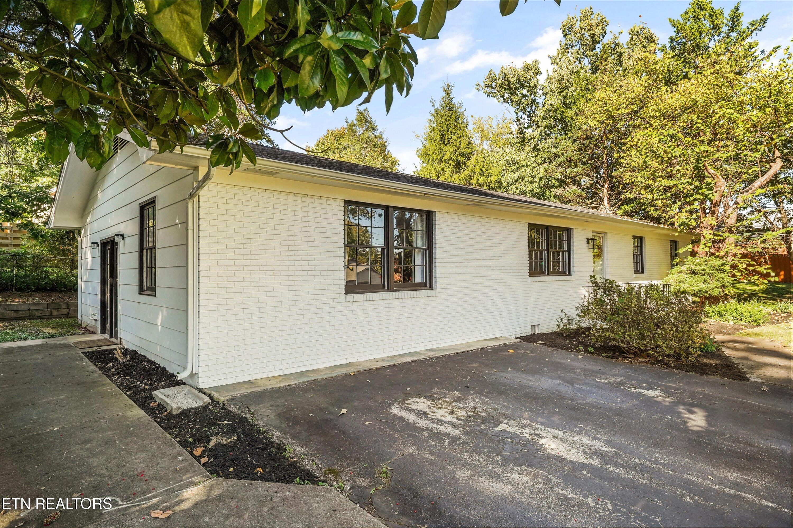 5201 Pryor Drive Knoxville TN 37921
