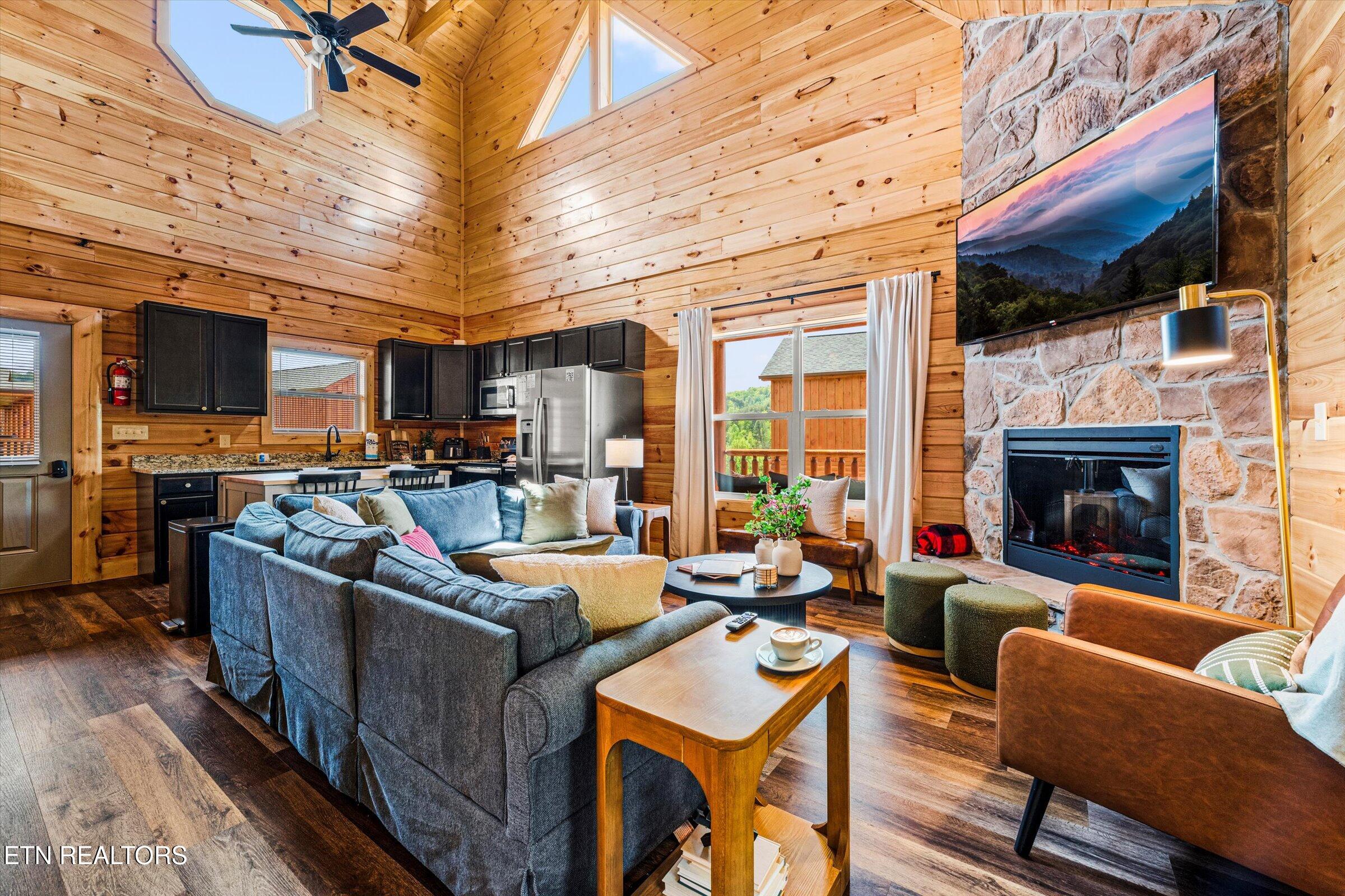 417 Southern Sun Way Pigeon Forge TN 37863