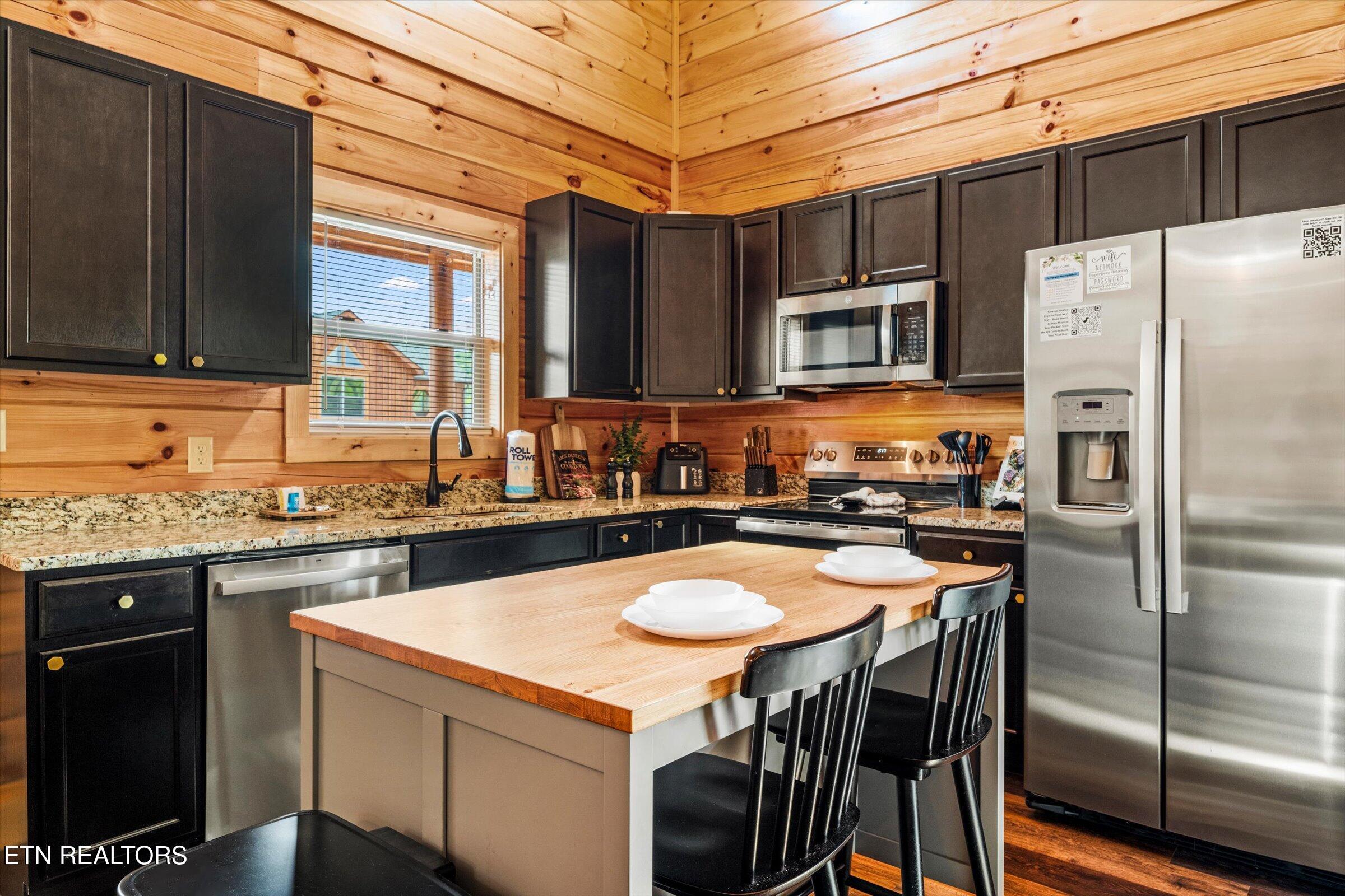 417 Southern Sun Way Pigeon Forge TN 37863