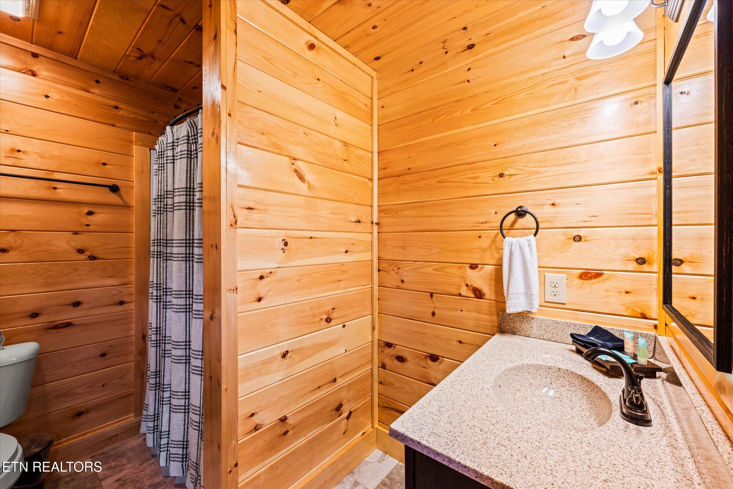 417 Southern Sun Way Pigeon Forge TN 37863