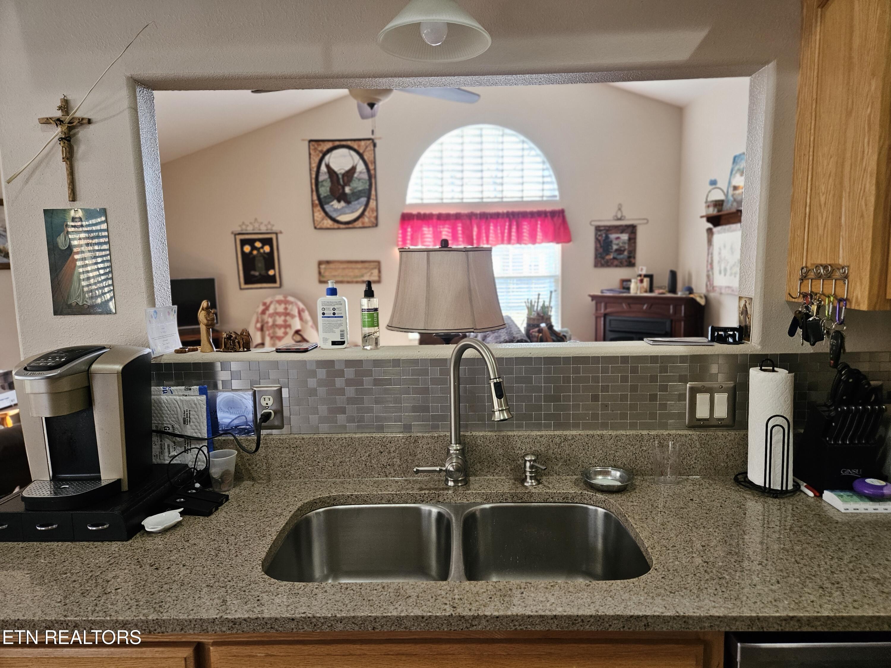 6219 Osage Road Crossville TN 38572