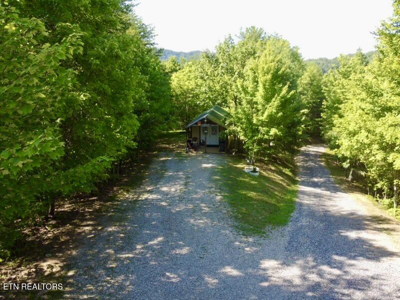 1600 Chestnut Valley Road Vonore TN 37885