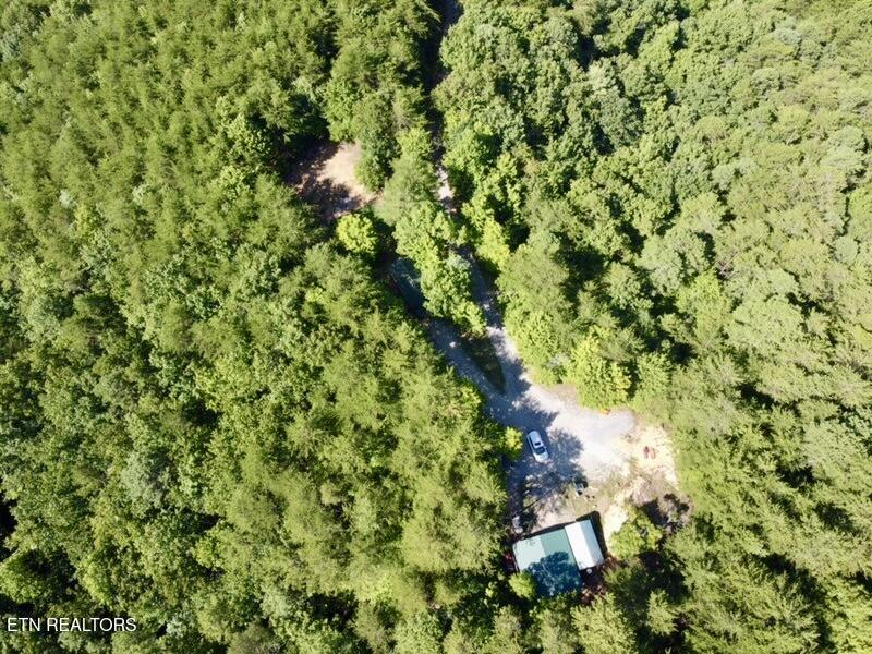1600 Chestnut Valley Road Vonore TN 37885