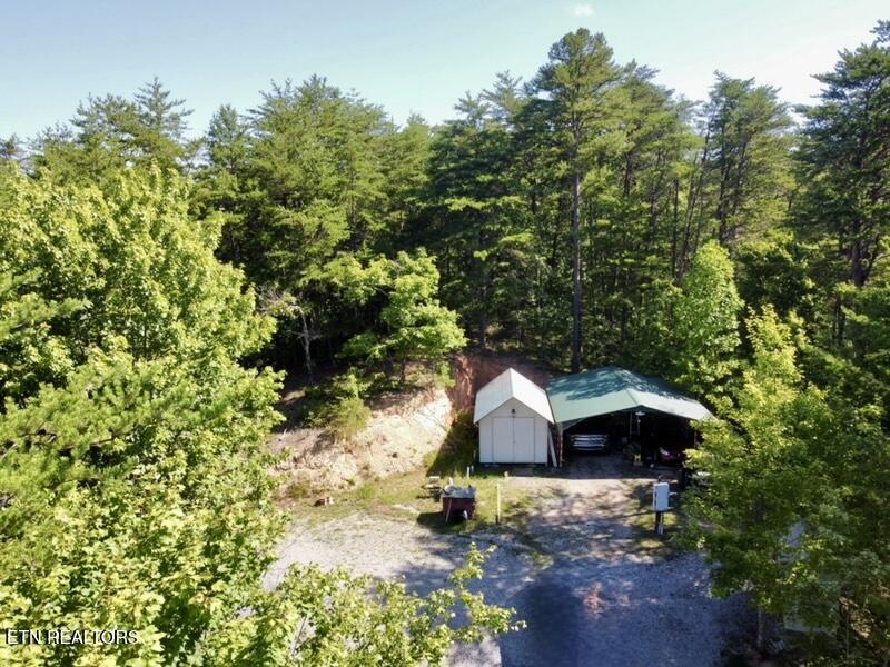 1600 Chestnut Valley Road Vonore TN 37885