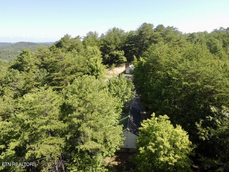 1600 Chestnut Valley Road Vonore TN 37885