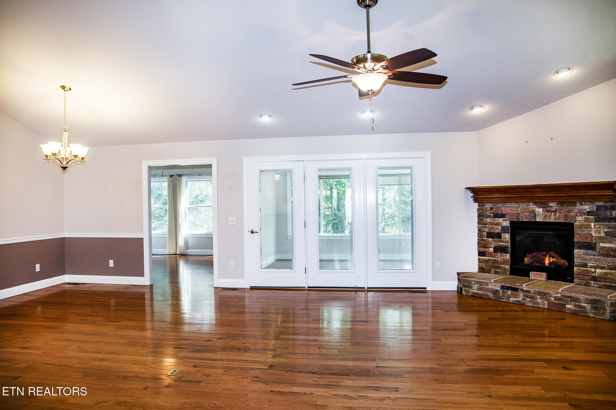 13 Kenwood Court Crossville TN 38558
