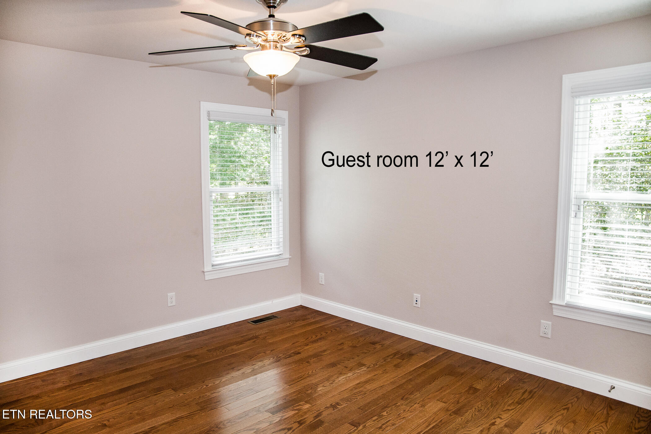13 Kenwood Court Crossville TN 38558