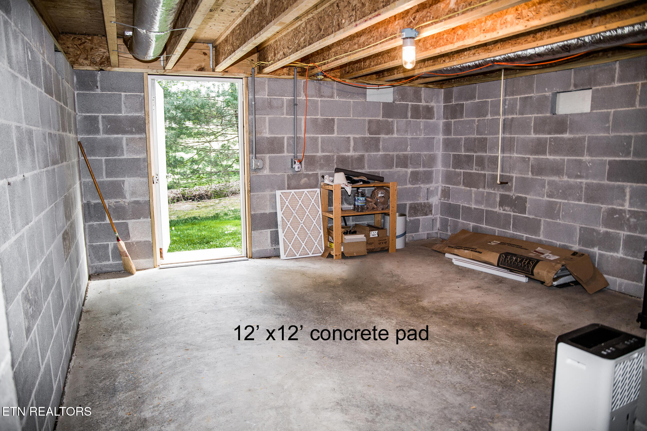 13 Kenwood Court Crossville TN 38558