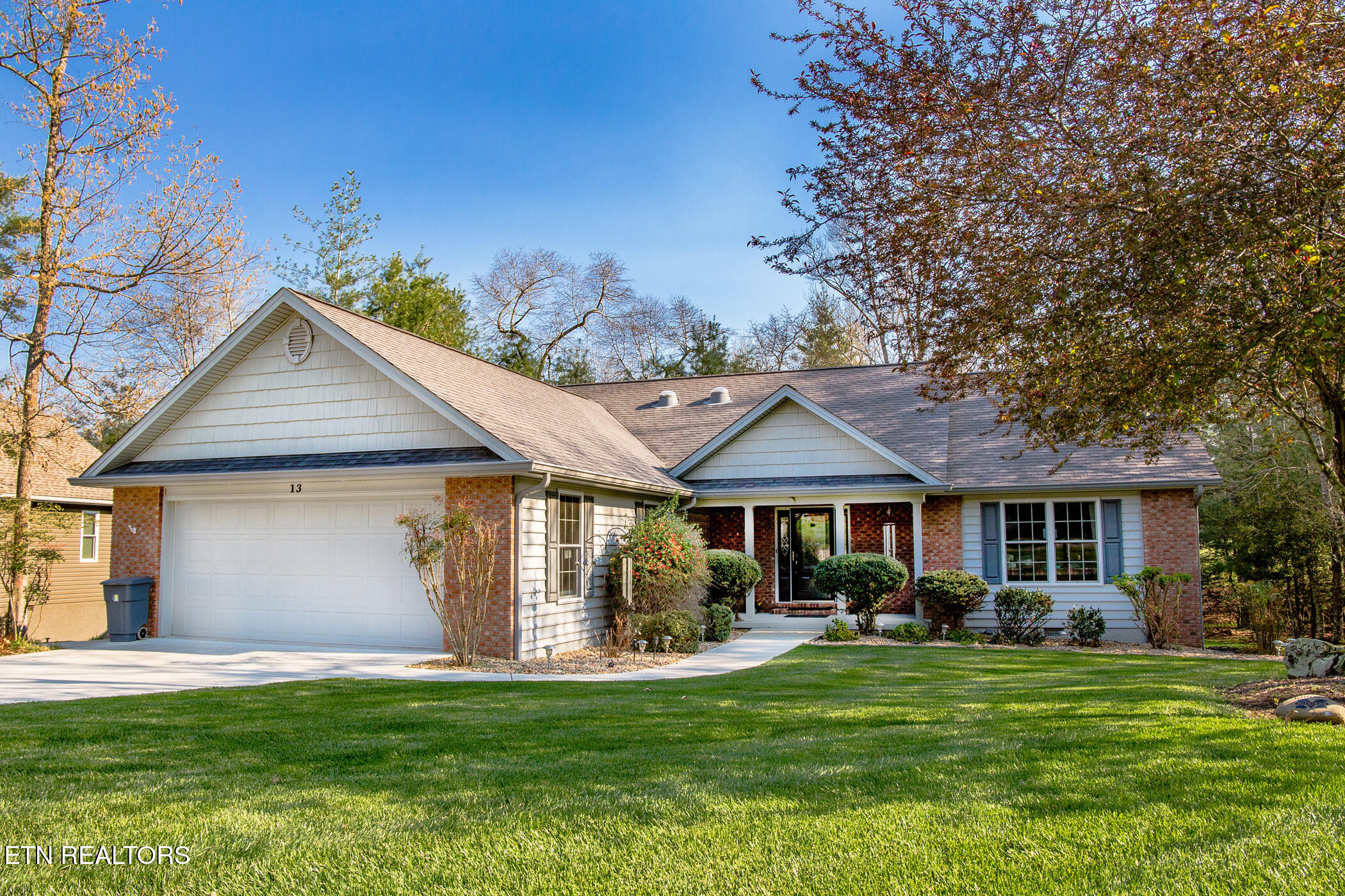 13 Kenwood Court Crossville TN 38558