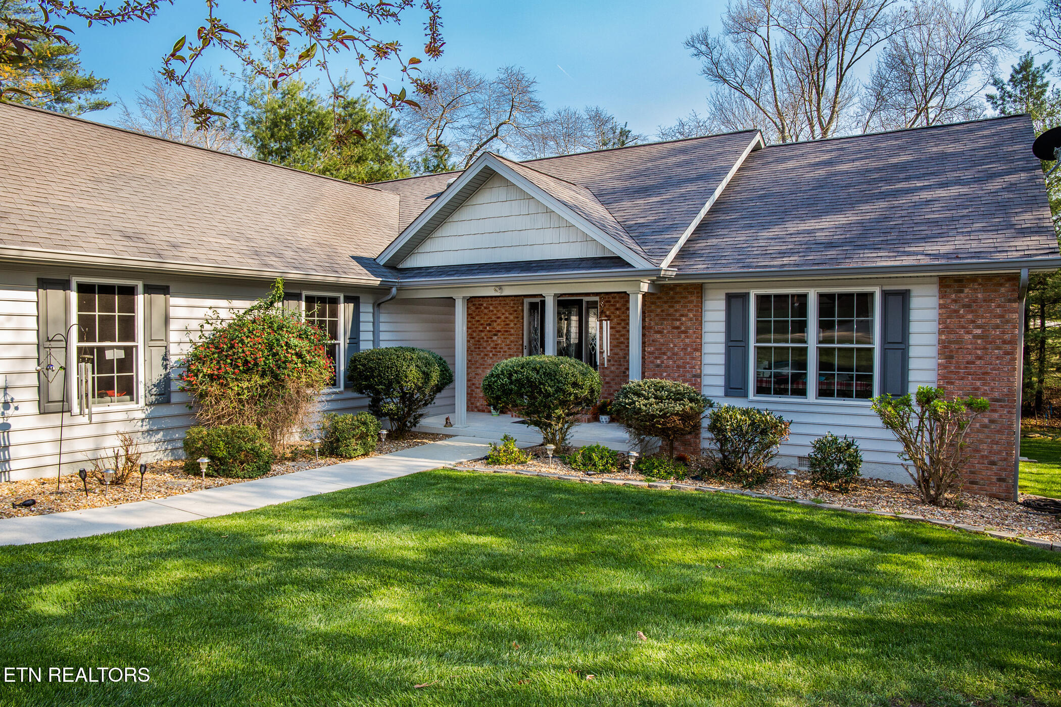 13 Kenwood Court Crossville TN 38558