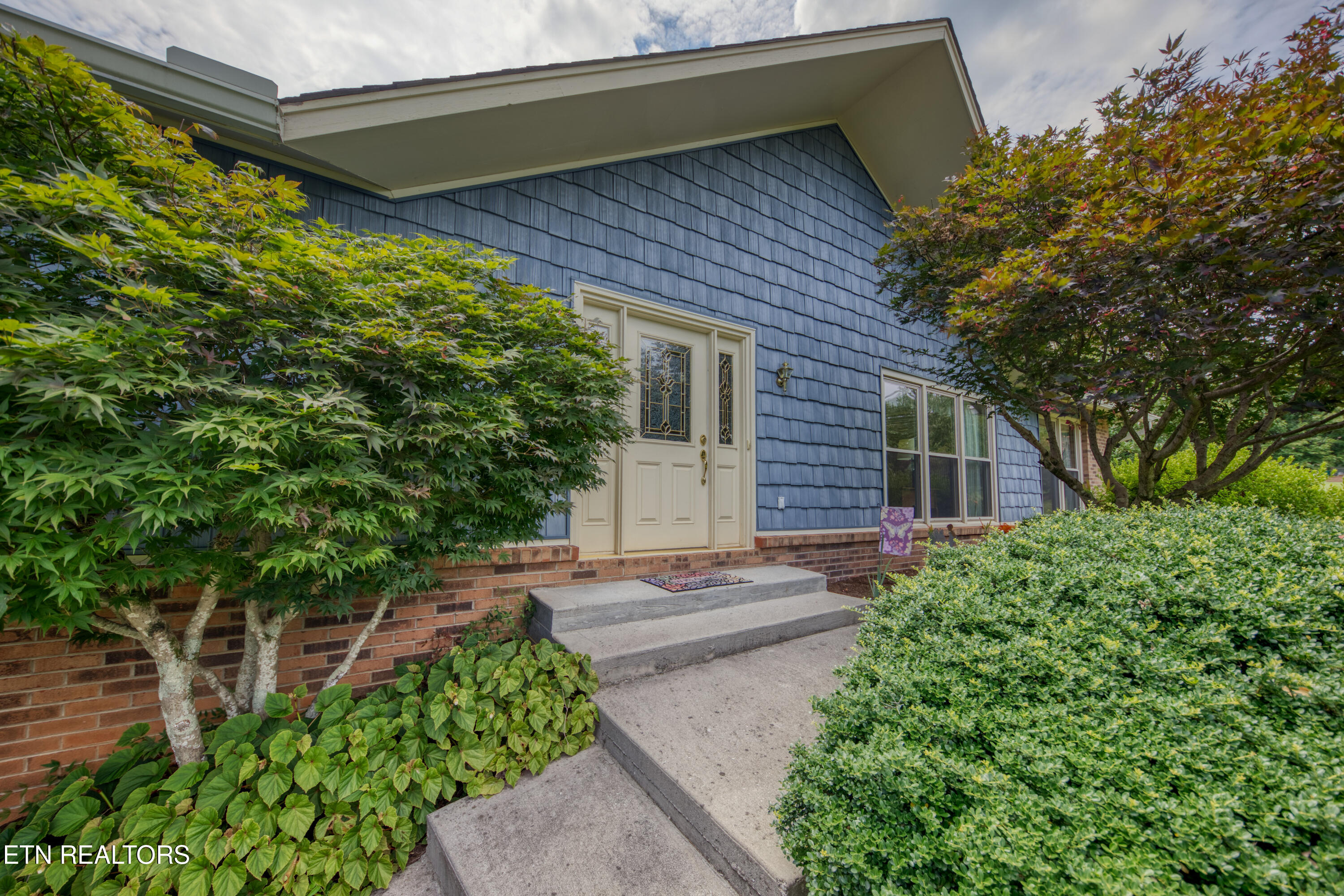 909 Woodsmoke Circle Knoxville TN 37934