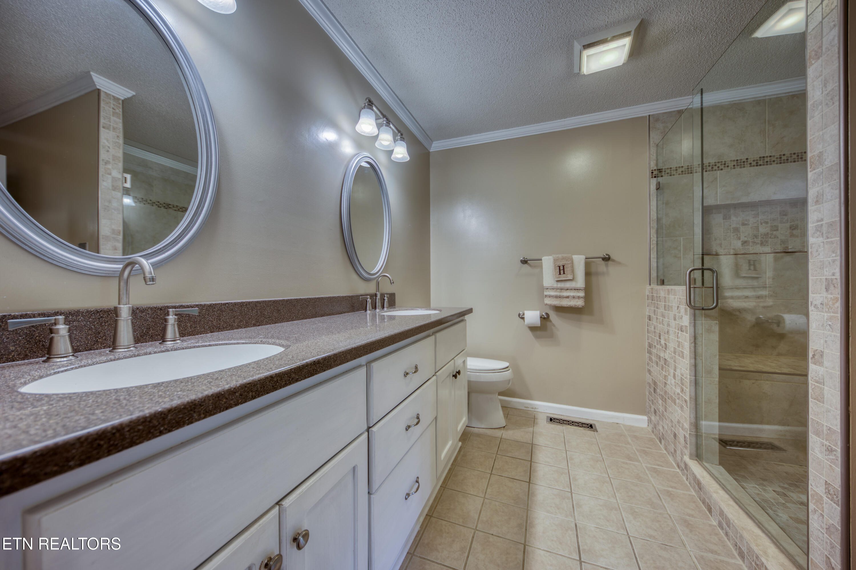 909 Woodsmoke Circle Knoxville TN 37934