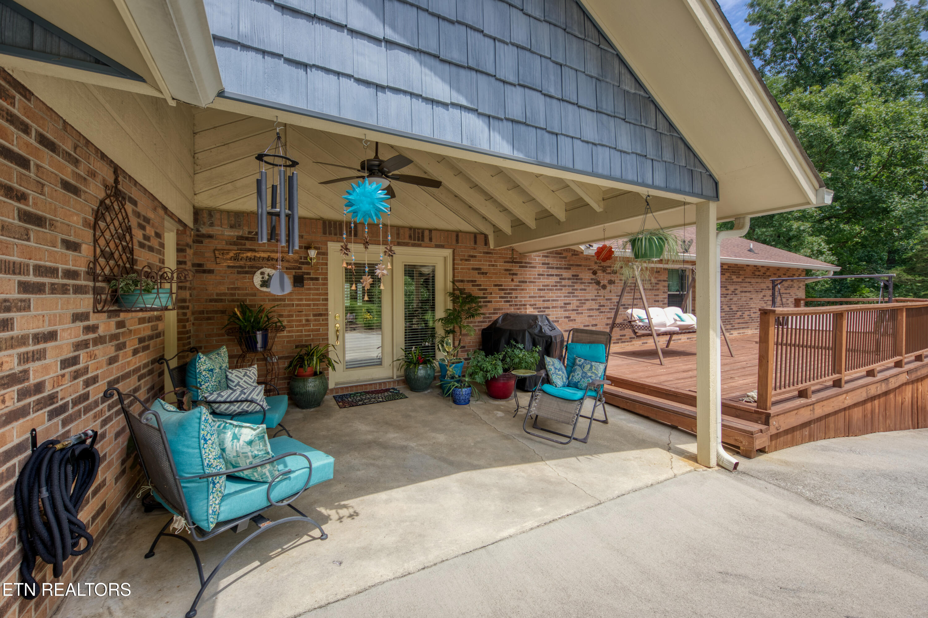 909 Woodsmoke Circle Knoxville TN 37934