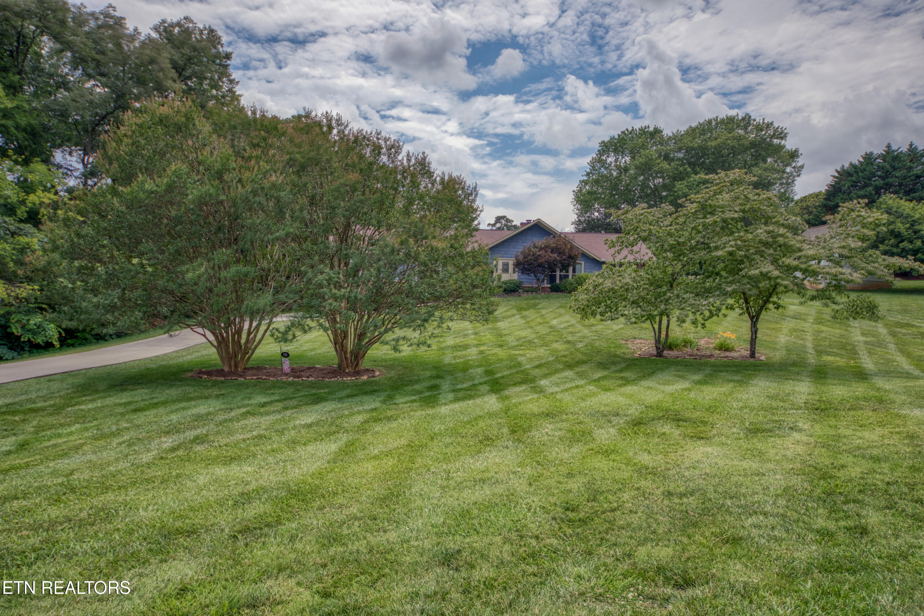 909 Woodsmoke Circle Knoxville TN 37934