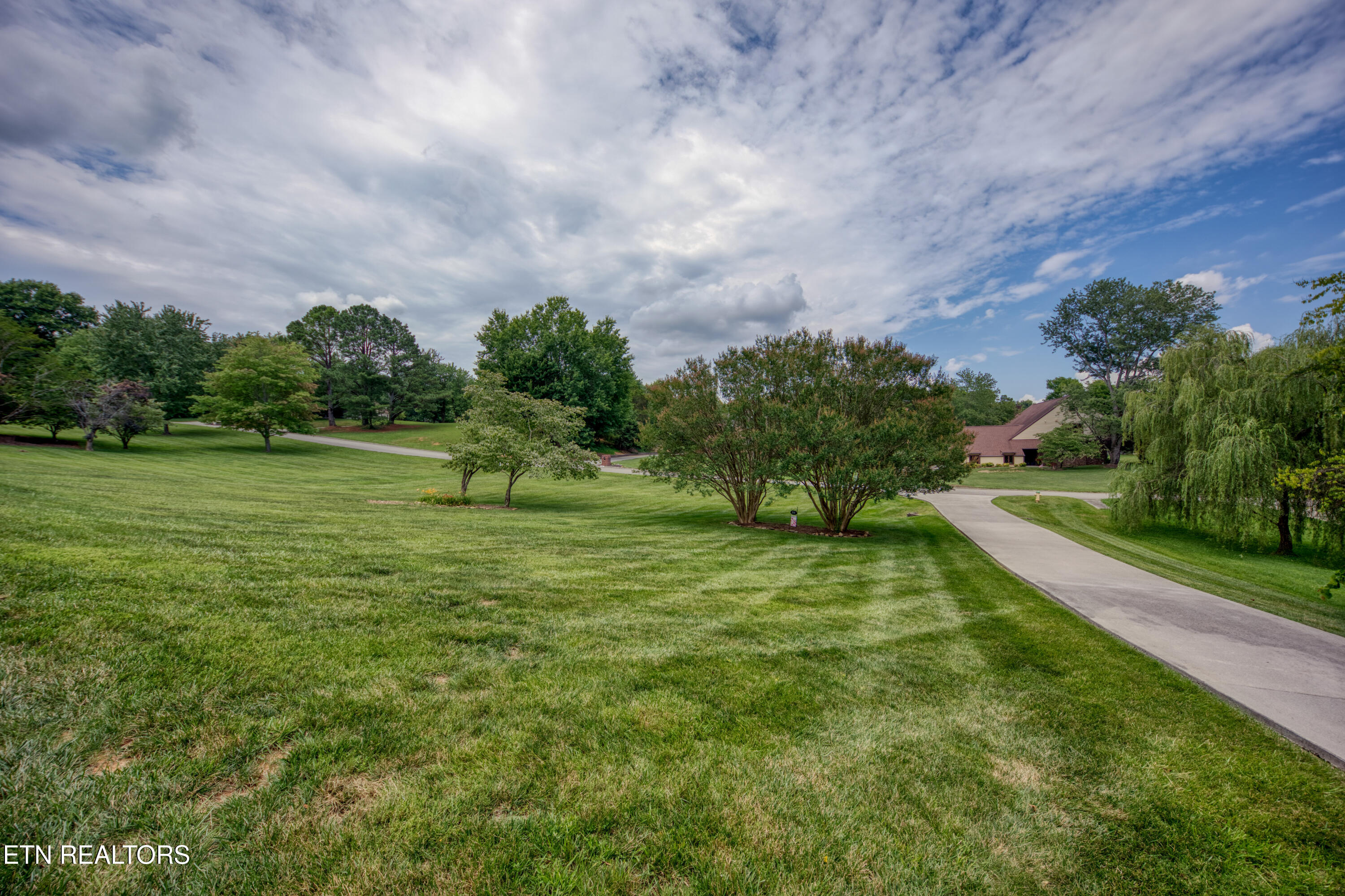 909 Woodsmoke Circle Knoxville TN 37934