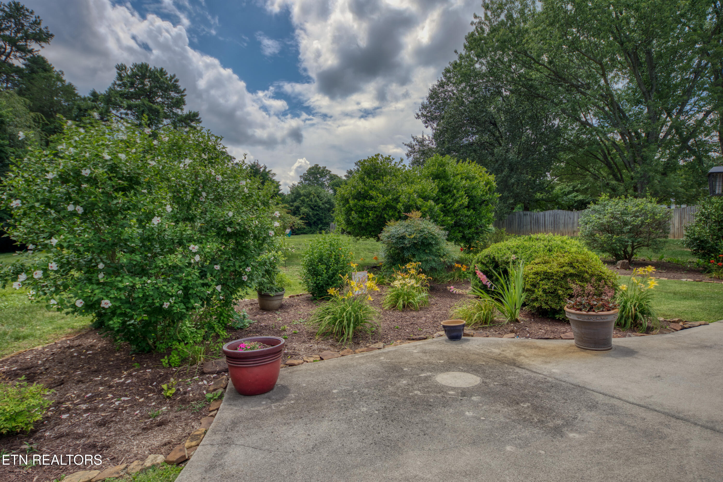 909 Woodsmoke Circle Knoxville TN 37934
