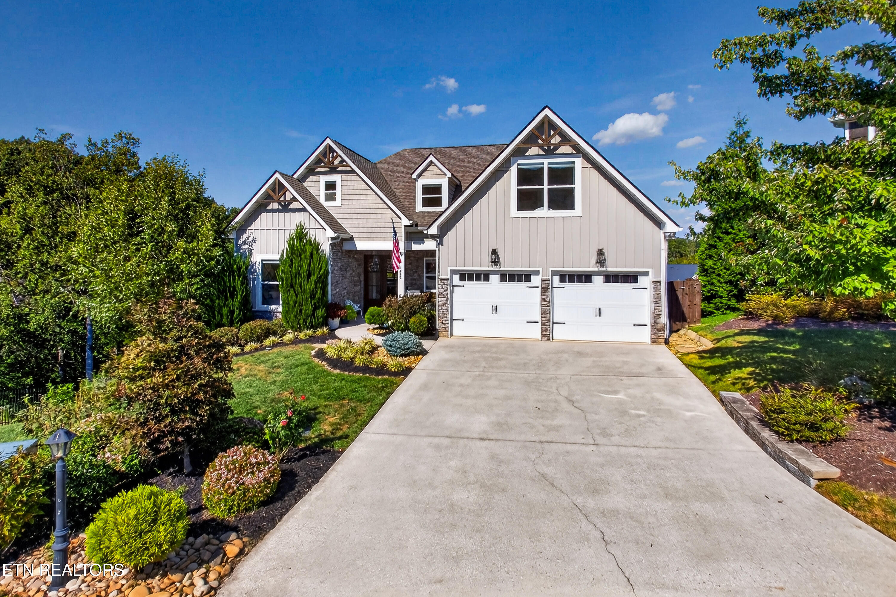 1852 Pierceson Point Lane Knoxville TN 37932