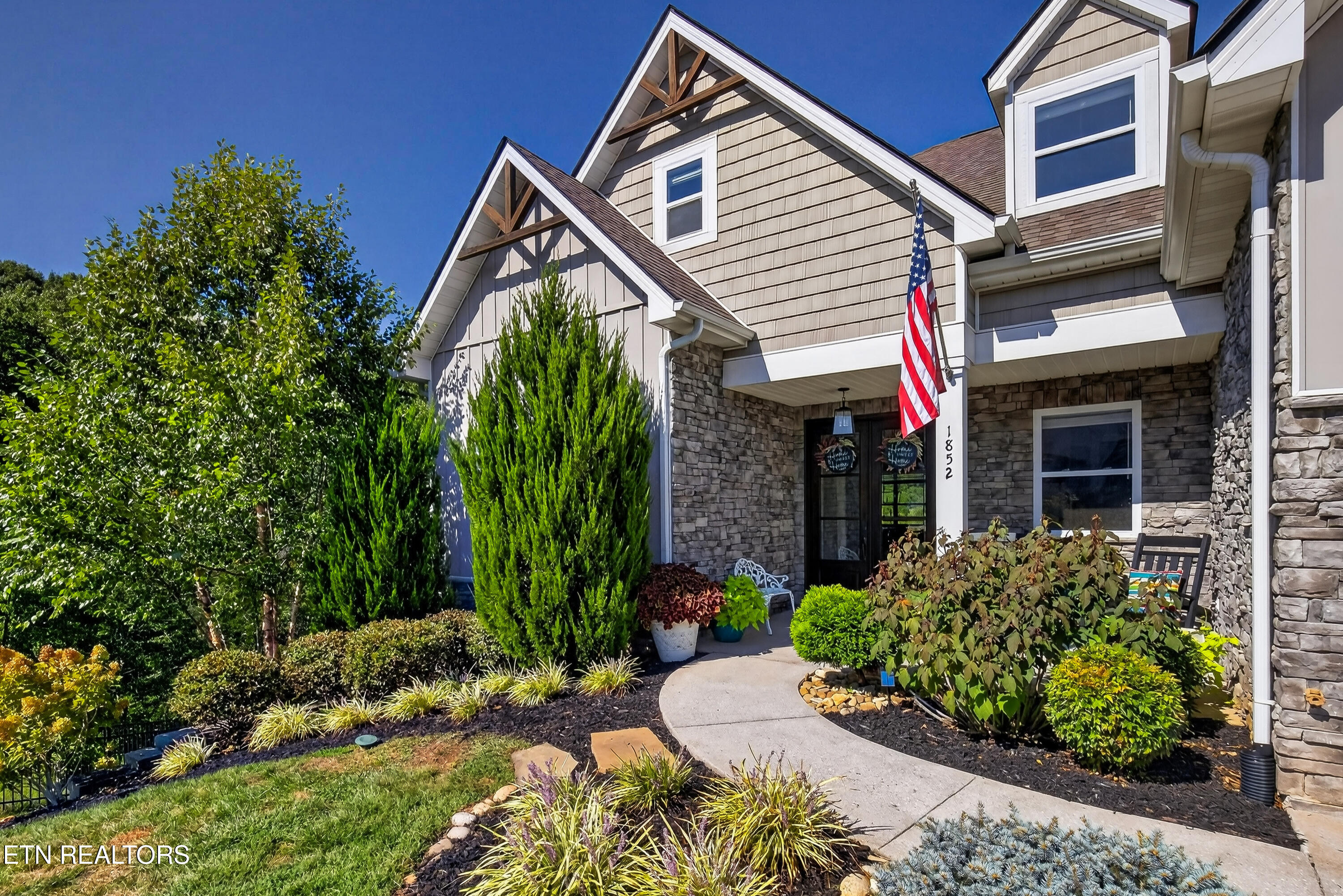 1852 Pierceson Point Lane Knoxville TN 37932