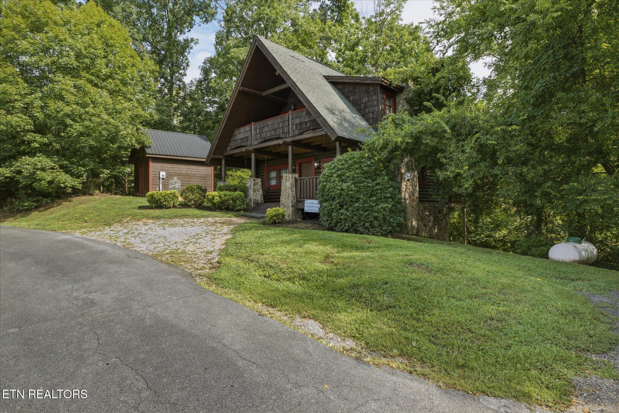 1634 Jed Trail Sevierville TN 37862