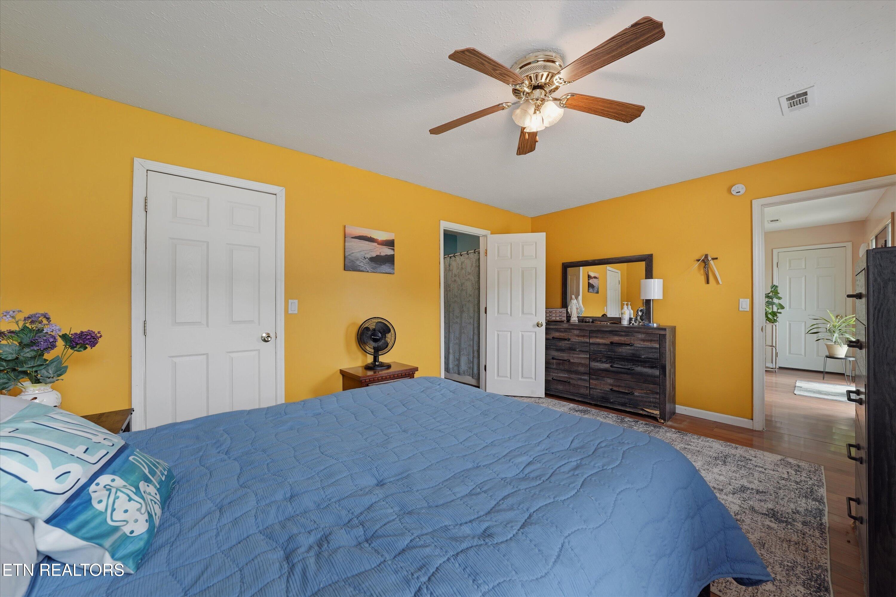1220 Christianburg Lane Sweetwater TN 37874