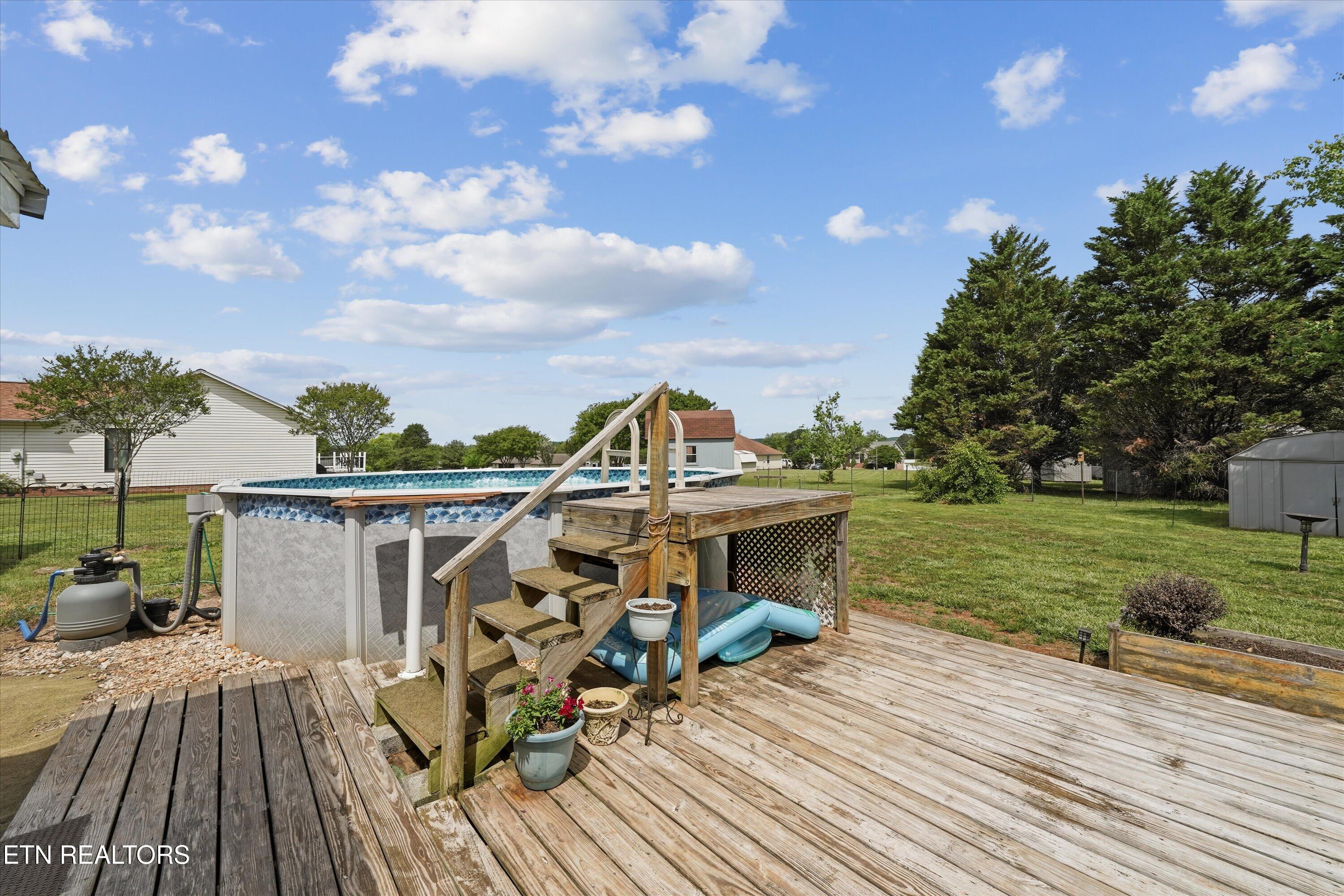 1220 Christianburg Lane Sweetwater TN 37874