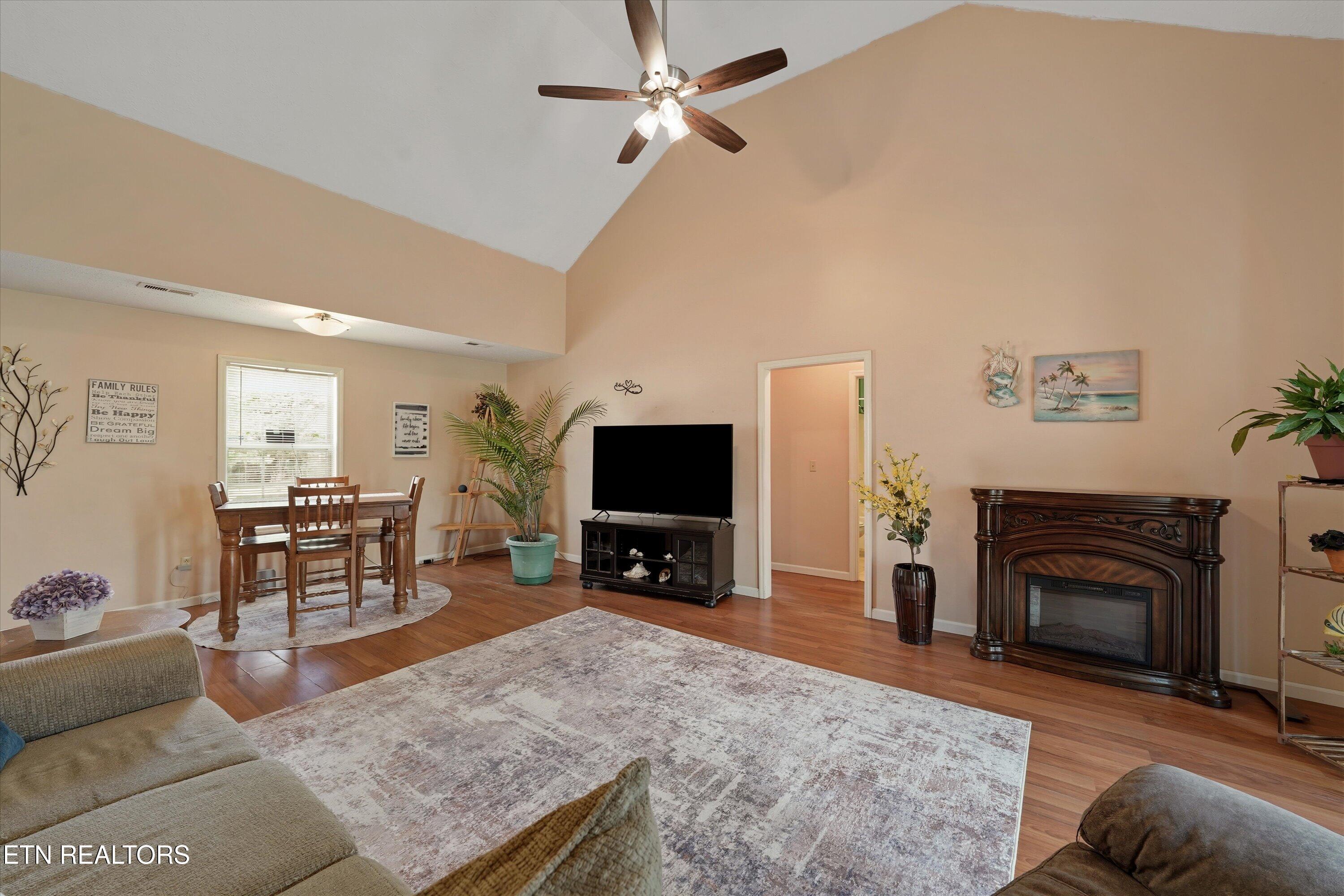 1220 Christianburg Lane Sweetwater TN 37874