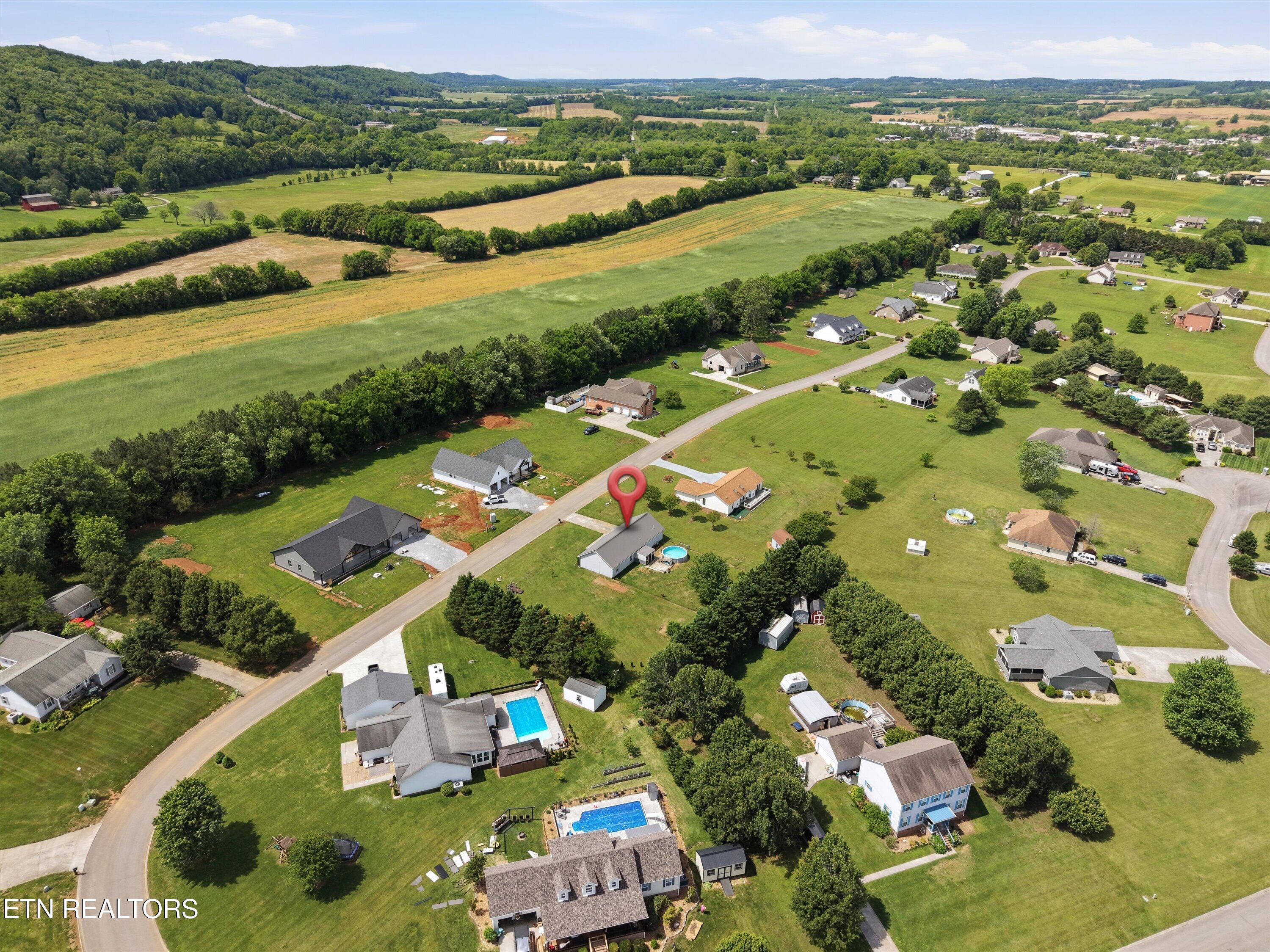 1220 Christianburg Lane Sweetwater TN 37874