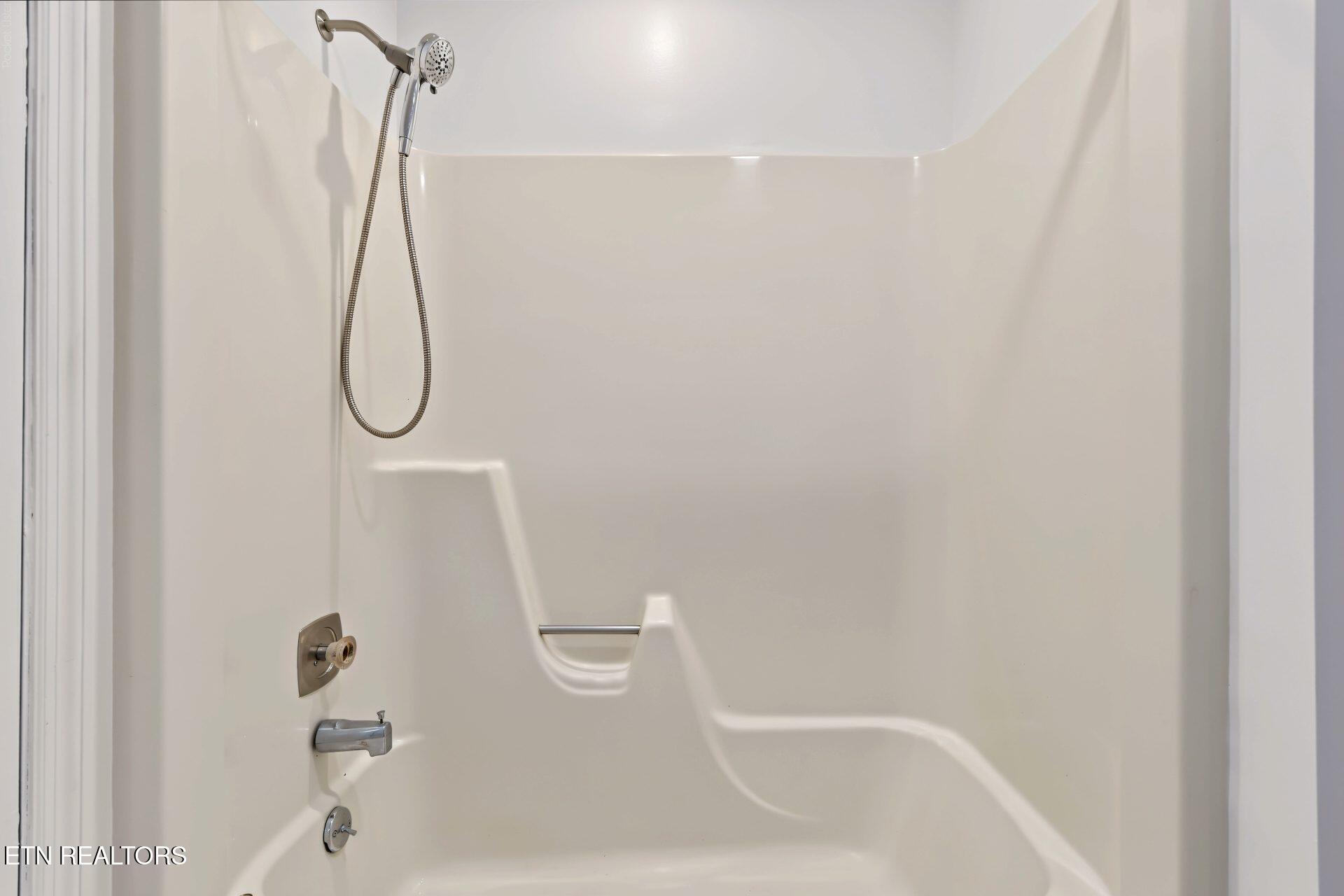 14 Cooper Lane Oak Ridge TN 37830