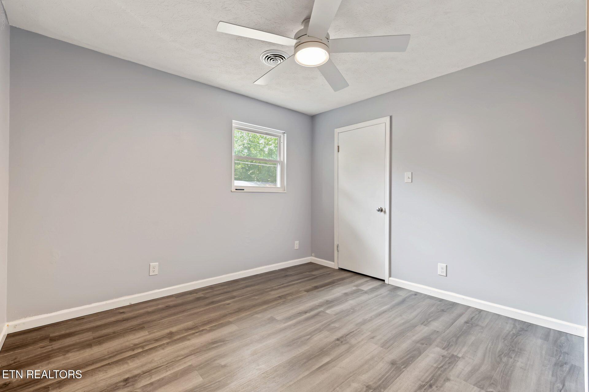 14 Cooper Lane Oak Ridge TN 37830