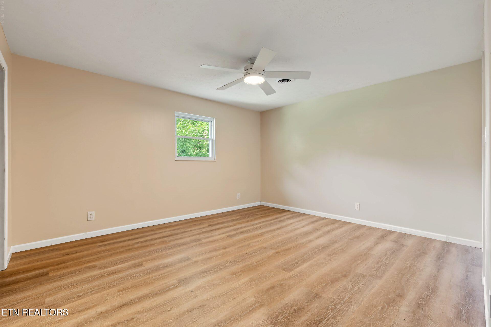 14 Cooper Lane Oak Ridge TN 37830