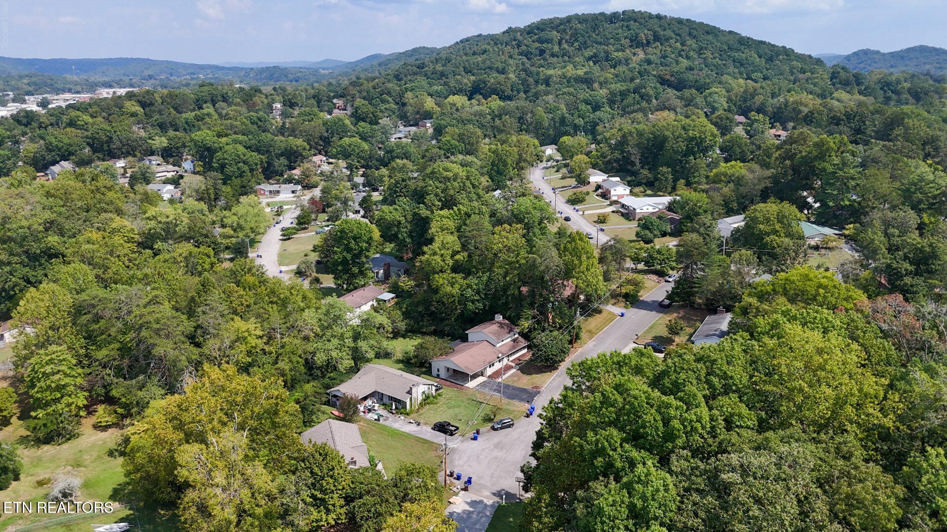 14 Cooper Lane Oak Ridge TN 37830