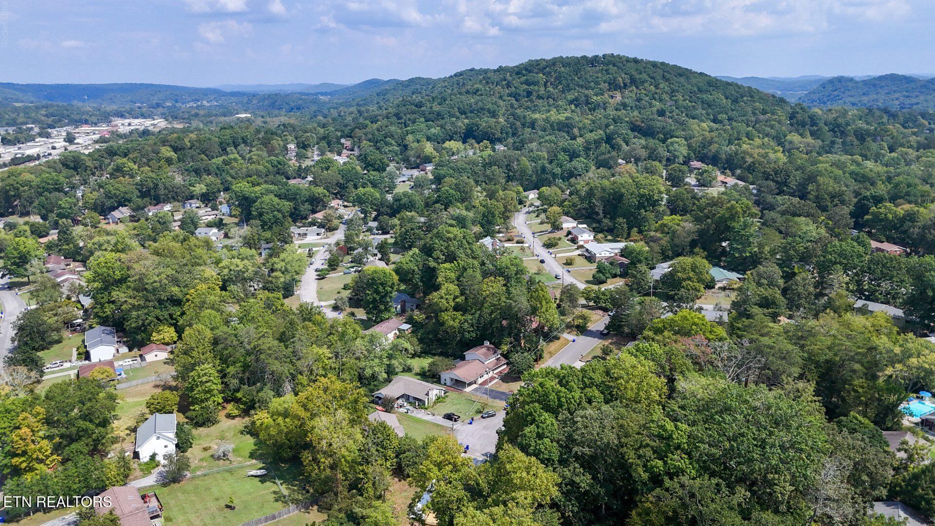 14 Cooper Lane Oak Ridge TN 37830