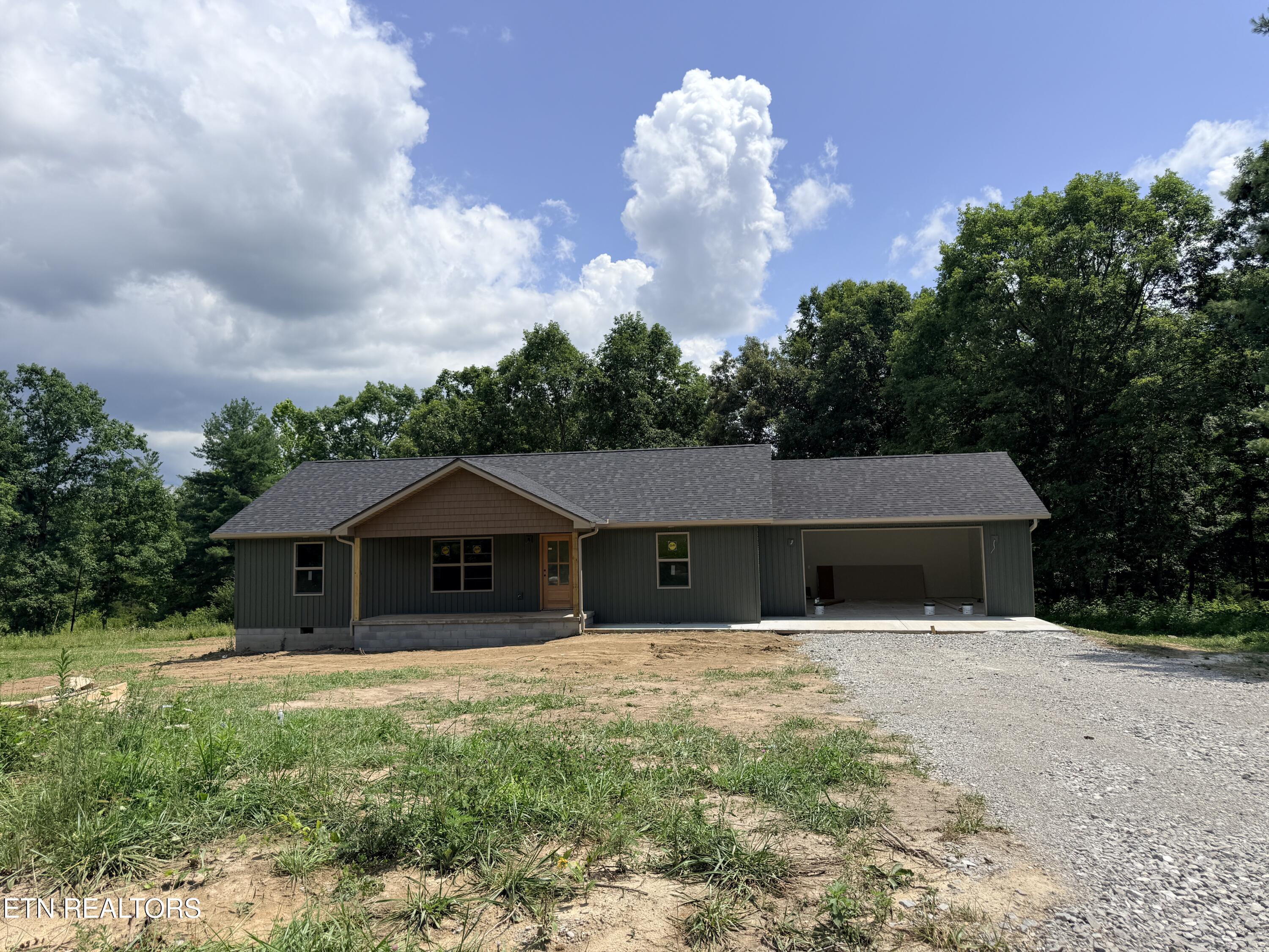 352 Old Wes Baldwin Road Jamestown TN 38556