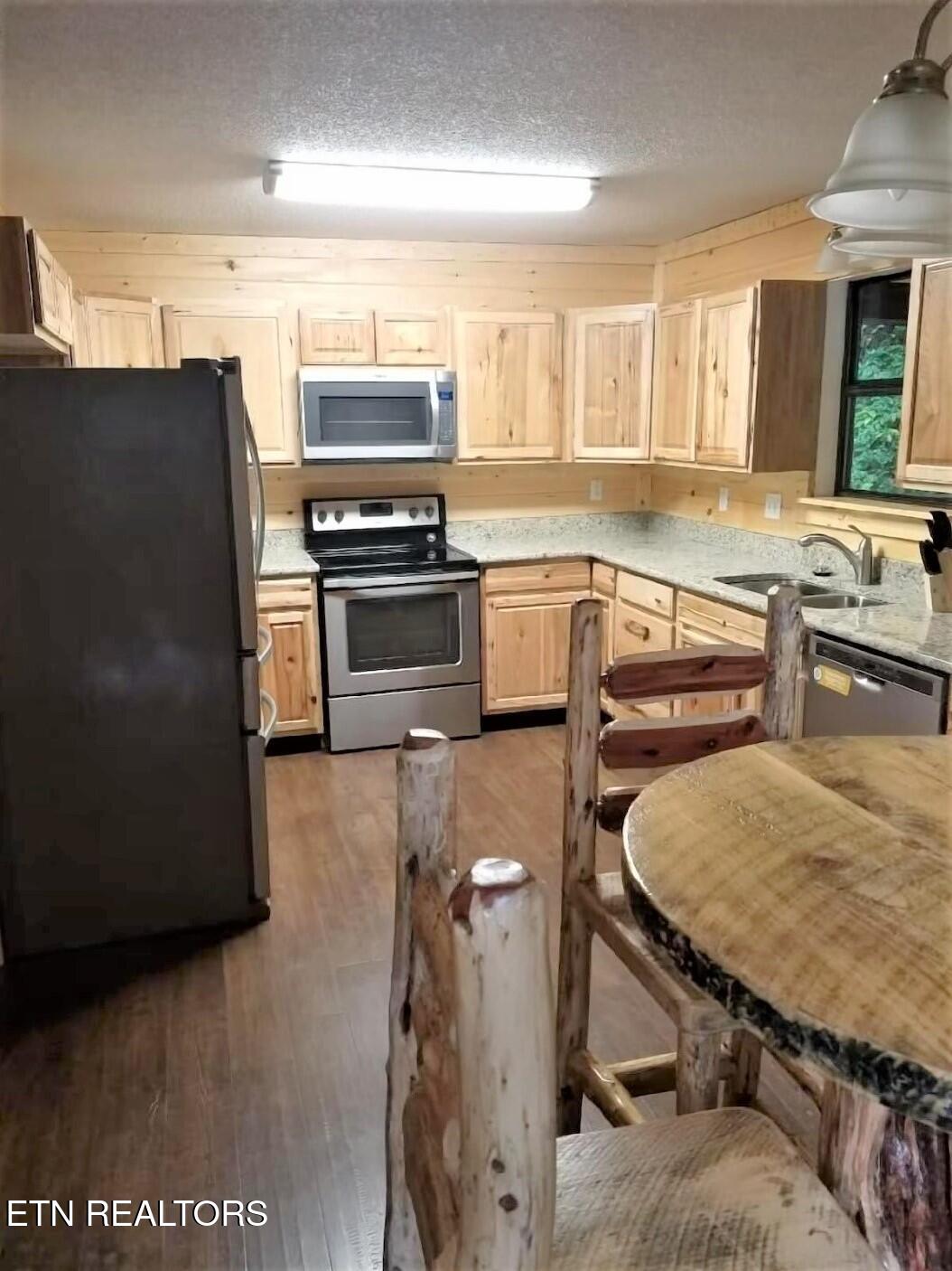 547 Hawks Trail Gatlinburg TN 37738