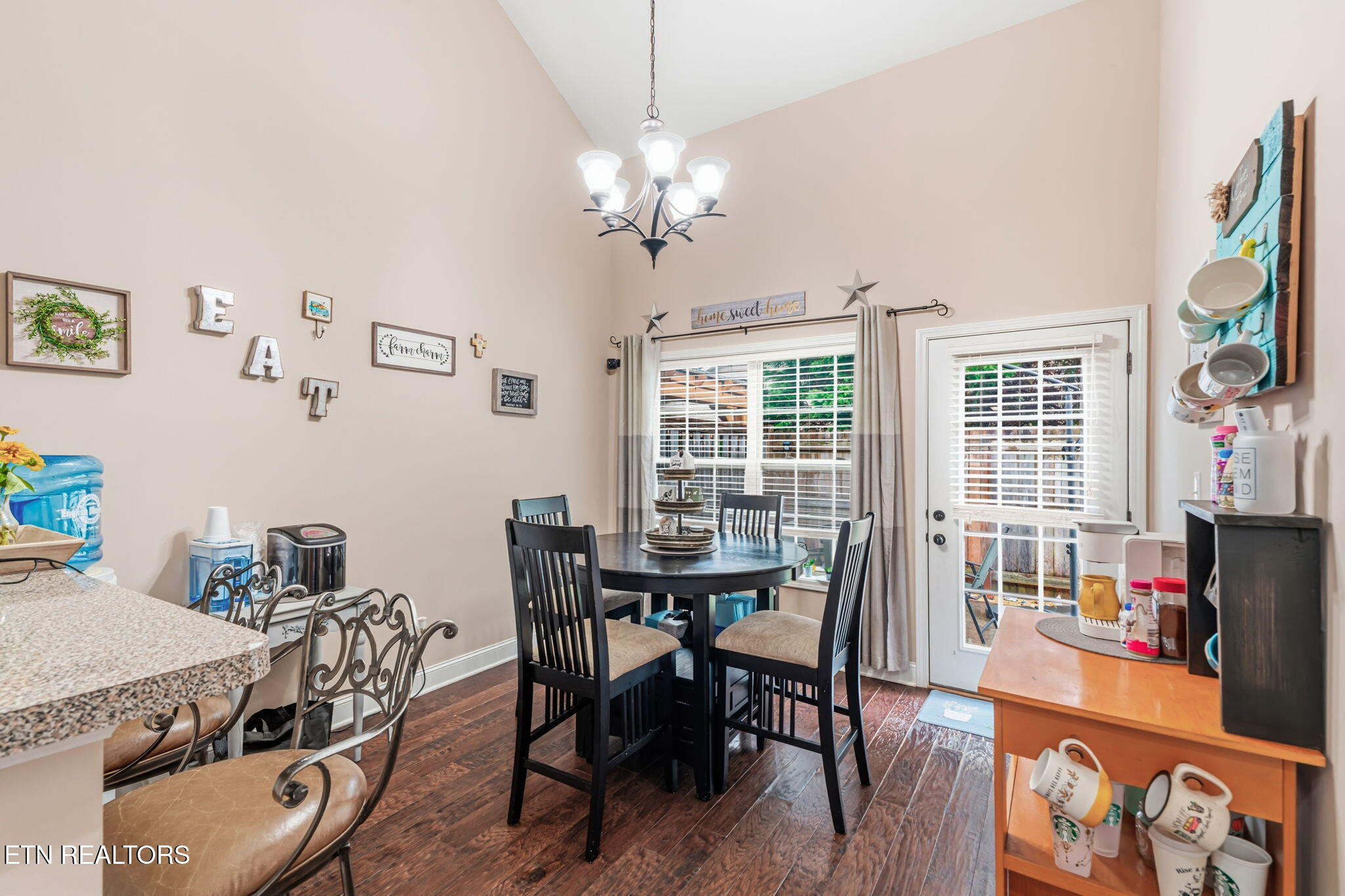 2408 Talbott Way Powell TN 37849