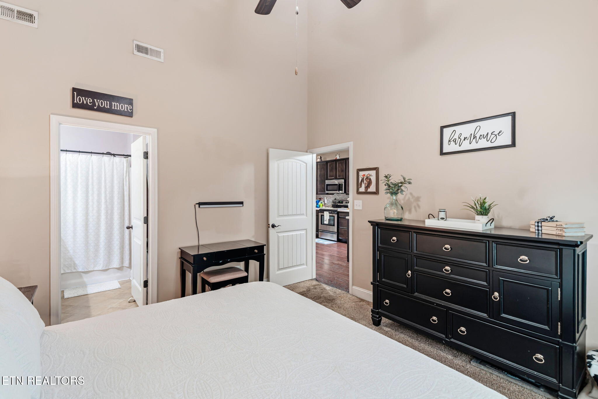 2408 Talbott Way Powell TN 37849