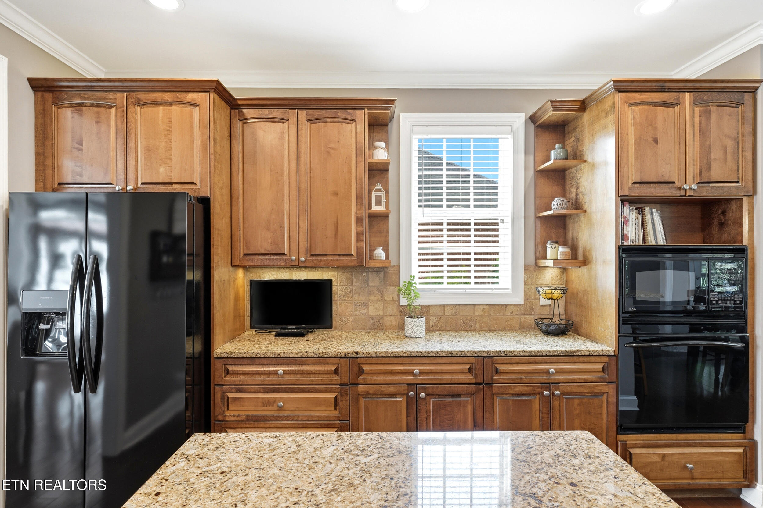 1733 Burnside Drive Maryville TN 37801