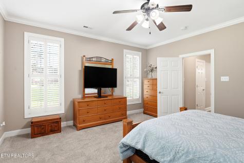 1733 Burnside Drive Maryville TN 37801