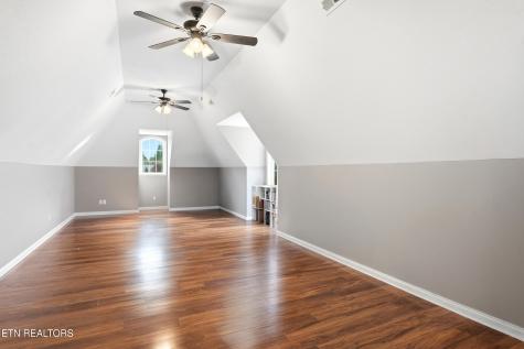 1733 Burnside Drive Maryville TN 37801