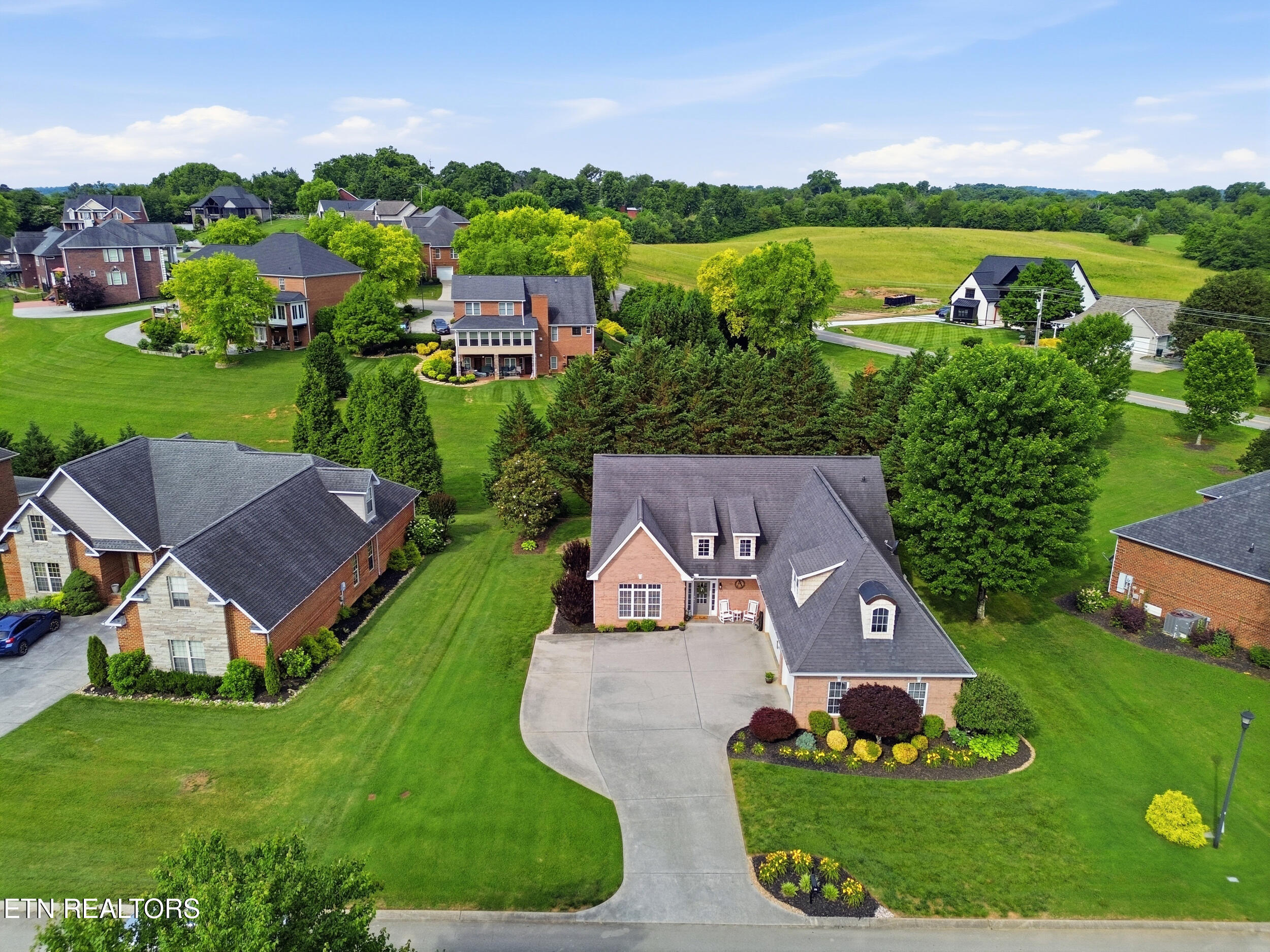 1733 Burnside Drive Maryville TN 37801