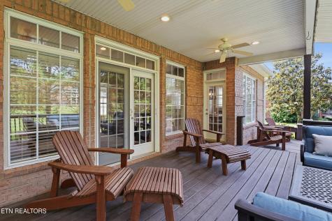 1733 Burnside Drive Maryville TN 37801