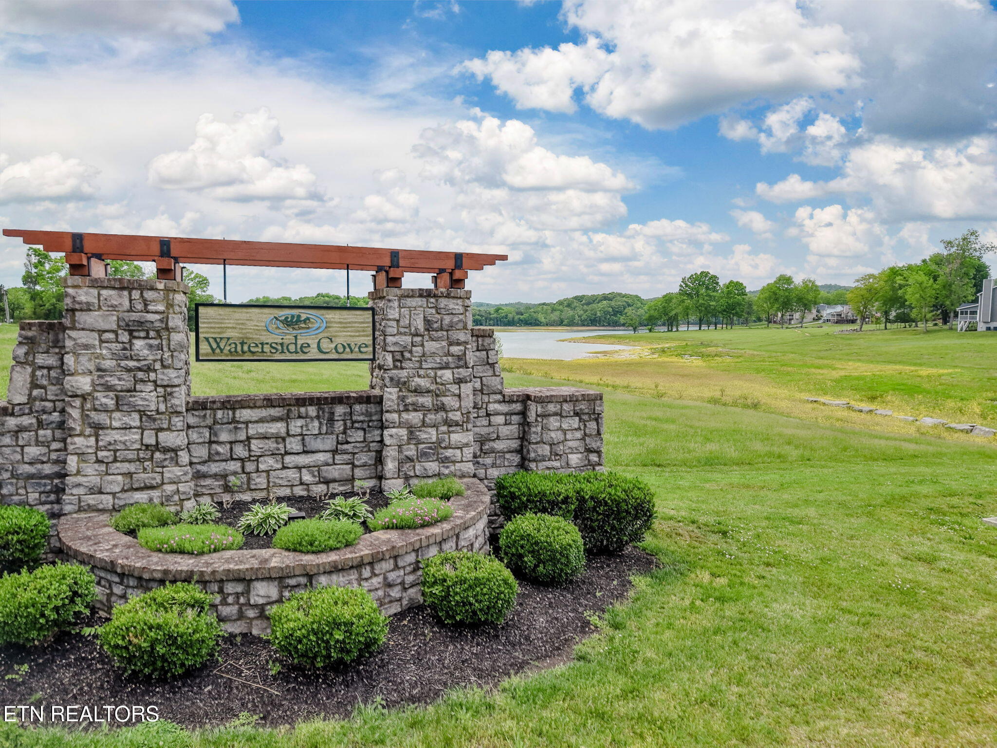 121 Twilight Boulevard Sharps Chapel TN 37866