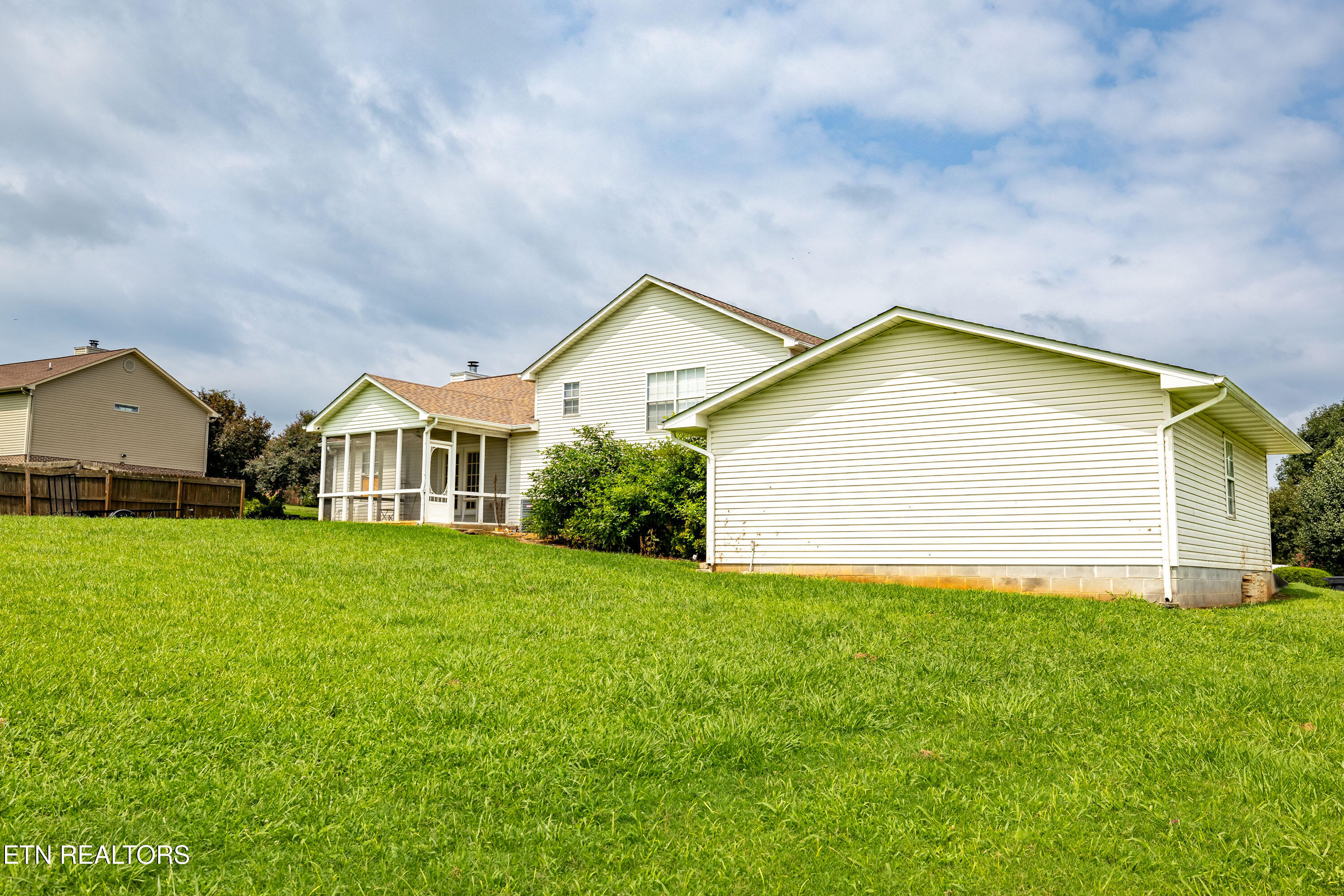 5748 Quail Run Drive Maryville TN 37804