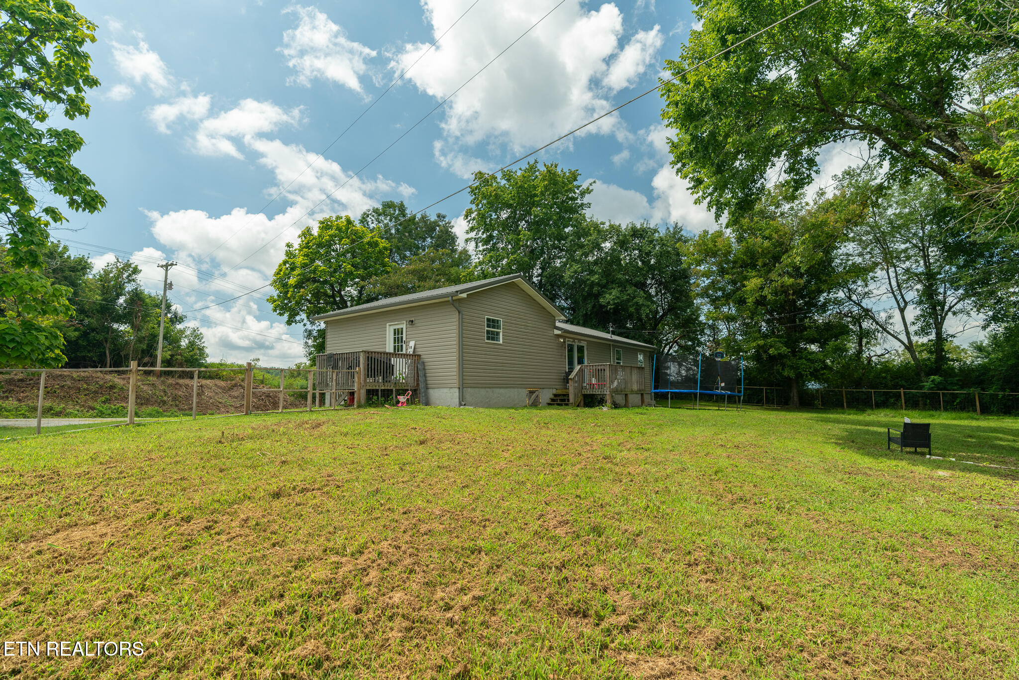 3406 Back Valley Road Speedwell TN 37870