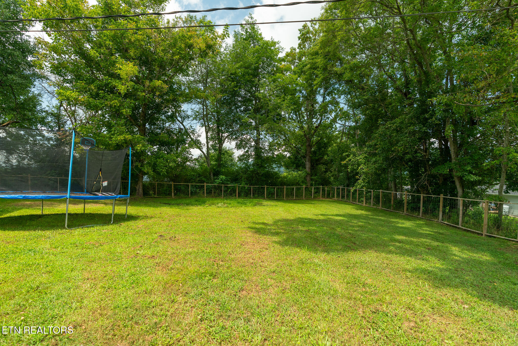 3406 Back Valley Road Speedwell TN 37870